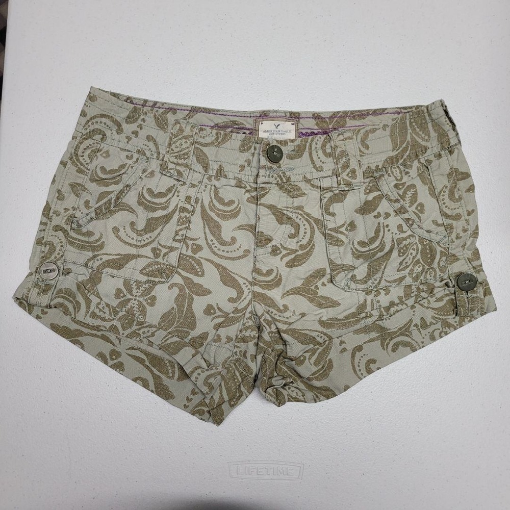 American Eagle Outfitters Paisley Boho Shorts Size 4 Womens
